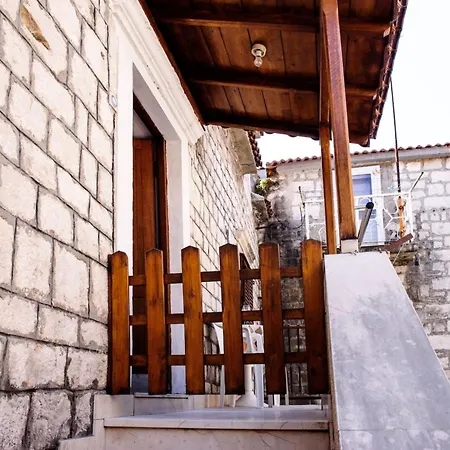 Σπίτι διακοπών Picturesque House In Old Town Near And Local Amenities *