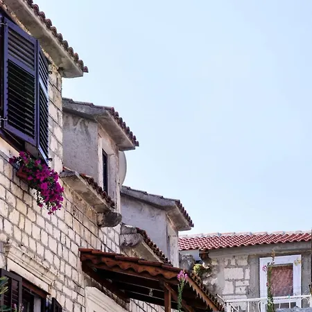 Picturesque House In Old Town Near And Local Amenities * Kaštela